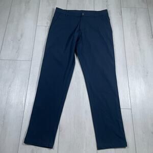 Lululemon Pants Men's 33x31 Navy Classic Fit Golf Commission Performance